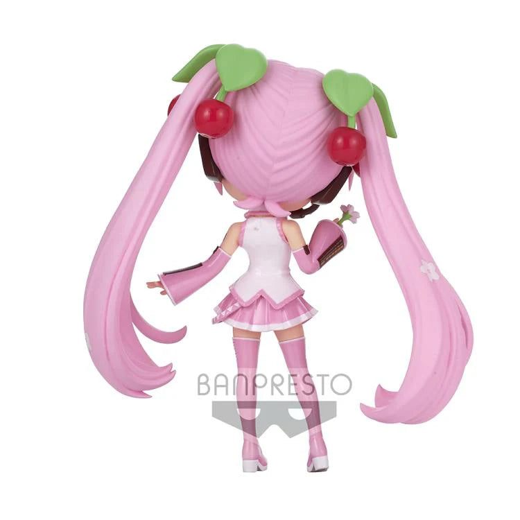 Sakura miku Hatsune q posket figure